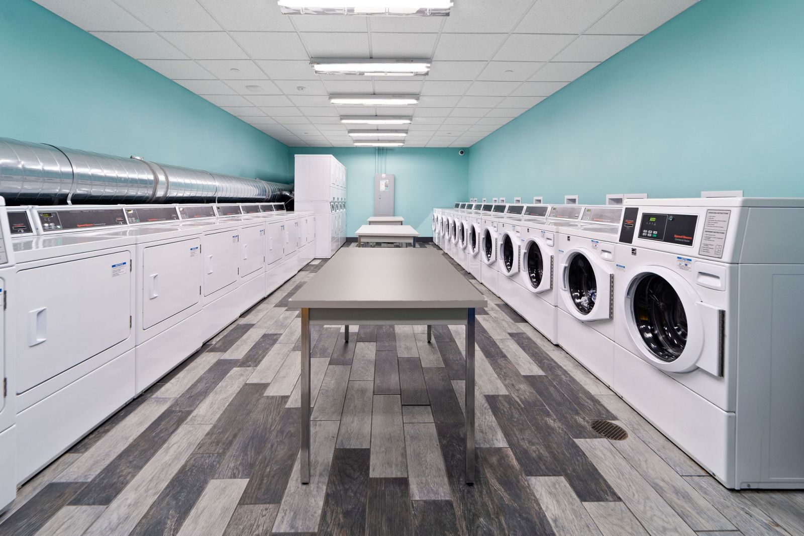 Laundry room off campus housing in Binghamton NY