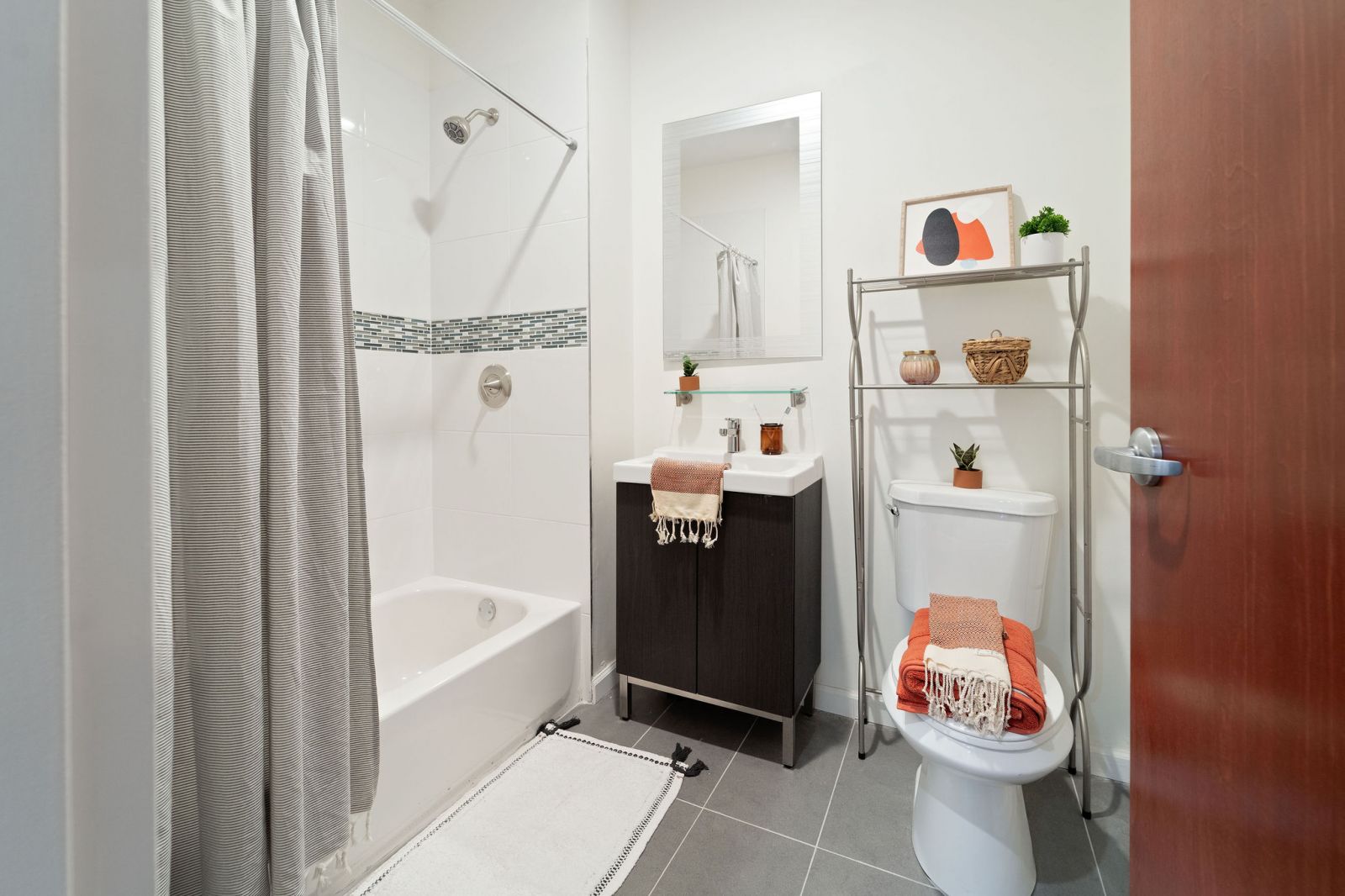 bathroom off campus housing Binghamton U