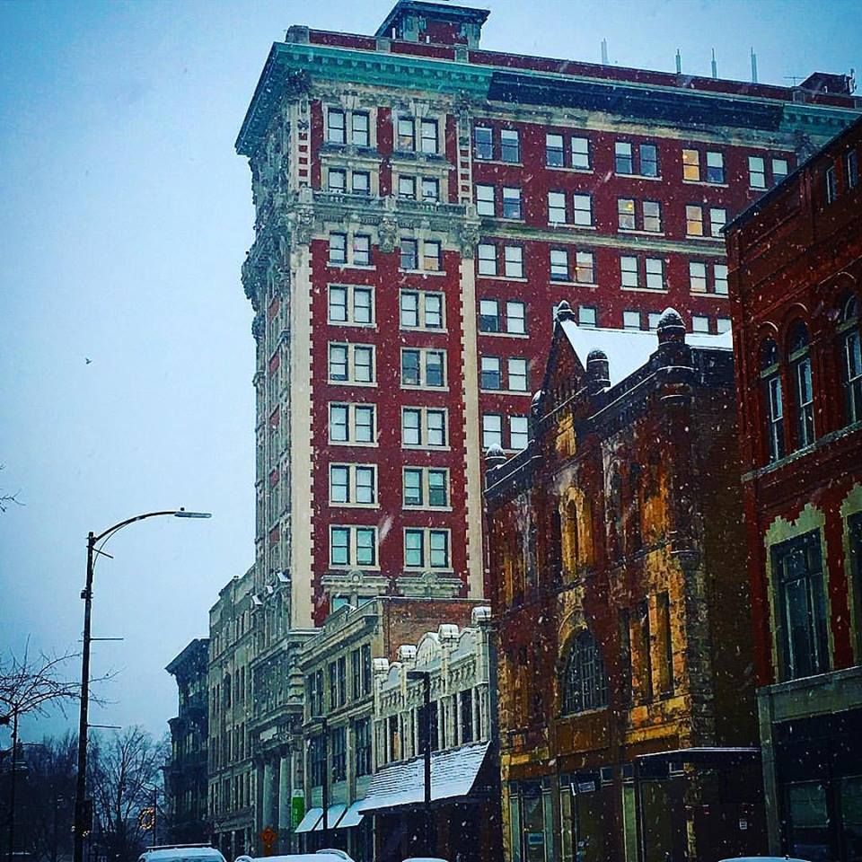 Snow off campus housing in Binghamton NY